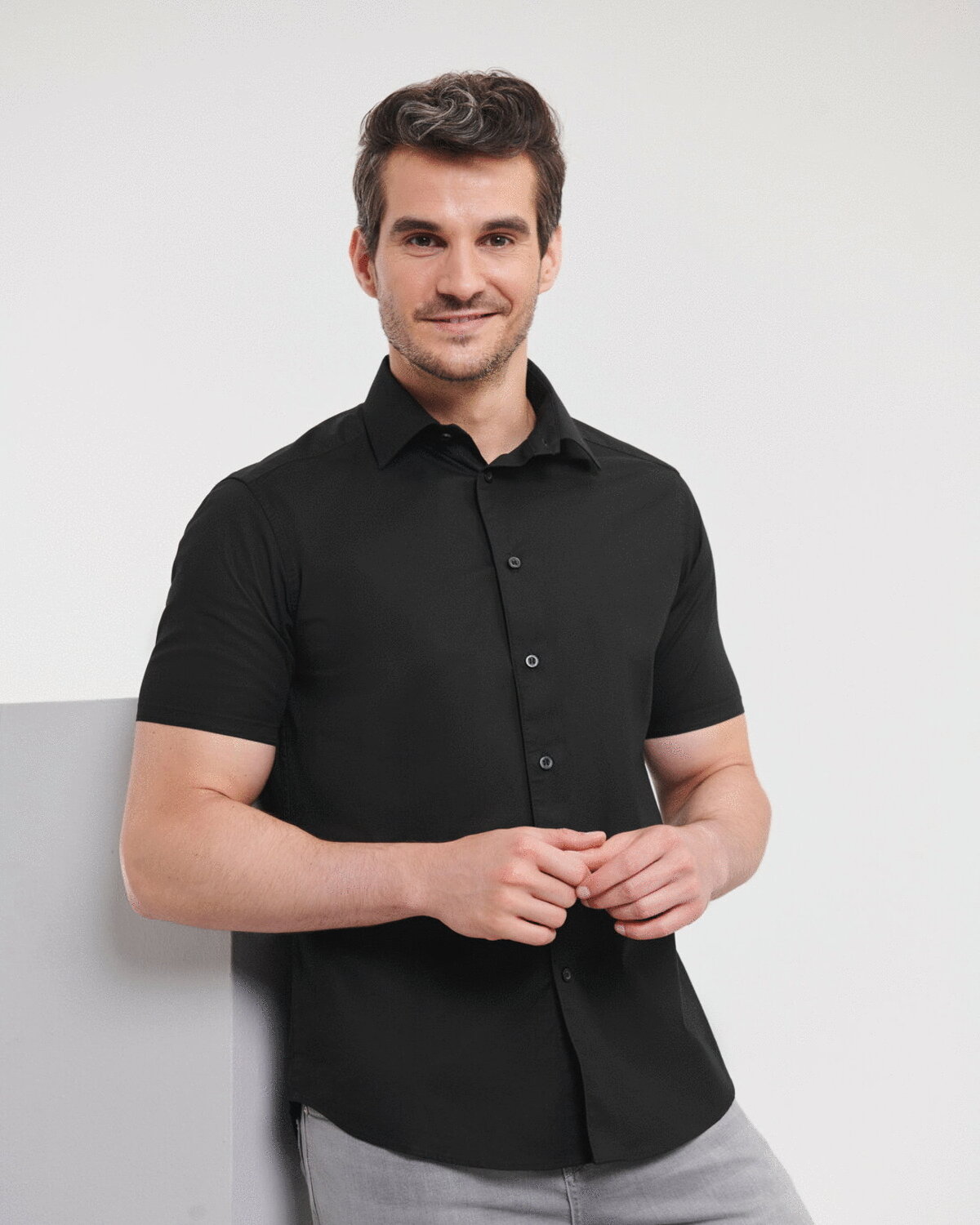 MENS SHORT SLEEVE FITTED STRETCH SHIRT