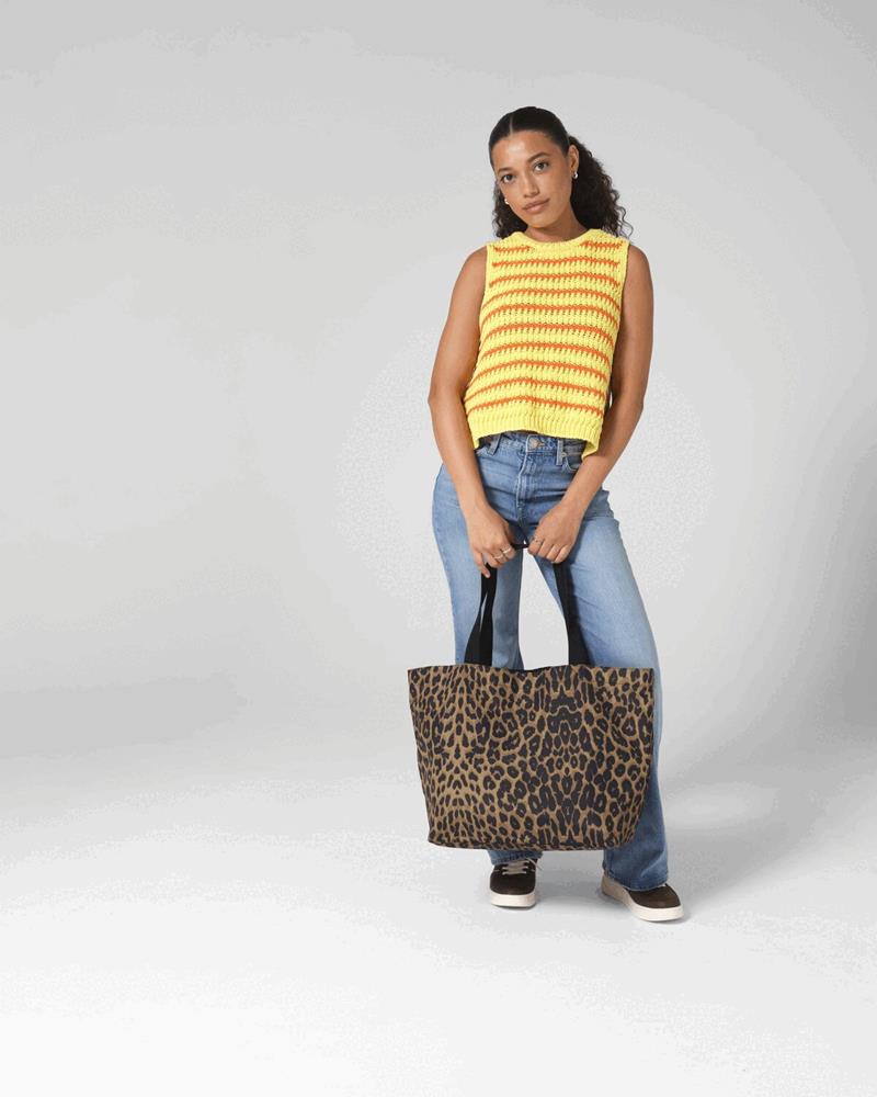 BG194M - LEOPARD PRINT CARRYALL TOTE