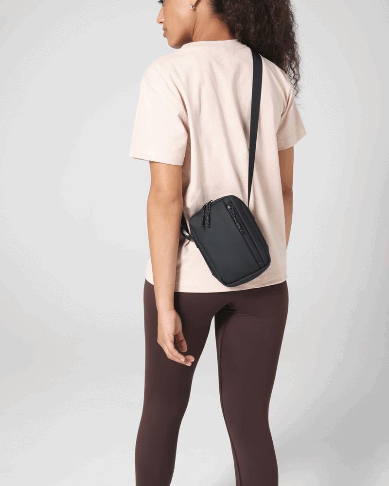 BG319M - ATHLUX SHOULDER BAG