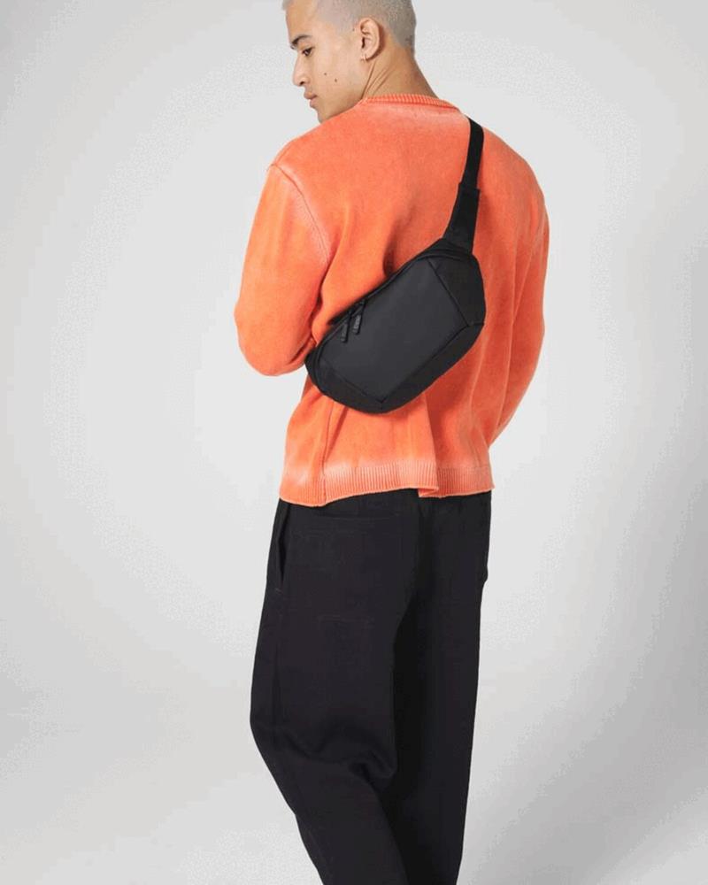 EVERYDAY CARRY 5 LITRE CROSS BODY