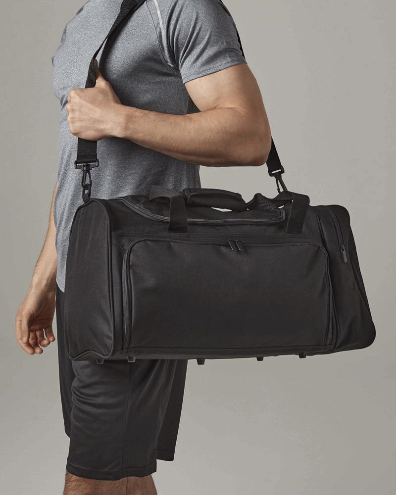 QD074M - UNIVERSAL HOLDALL