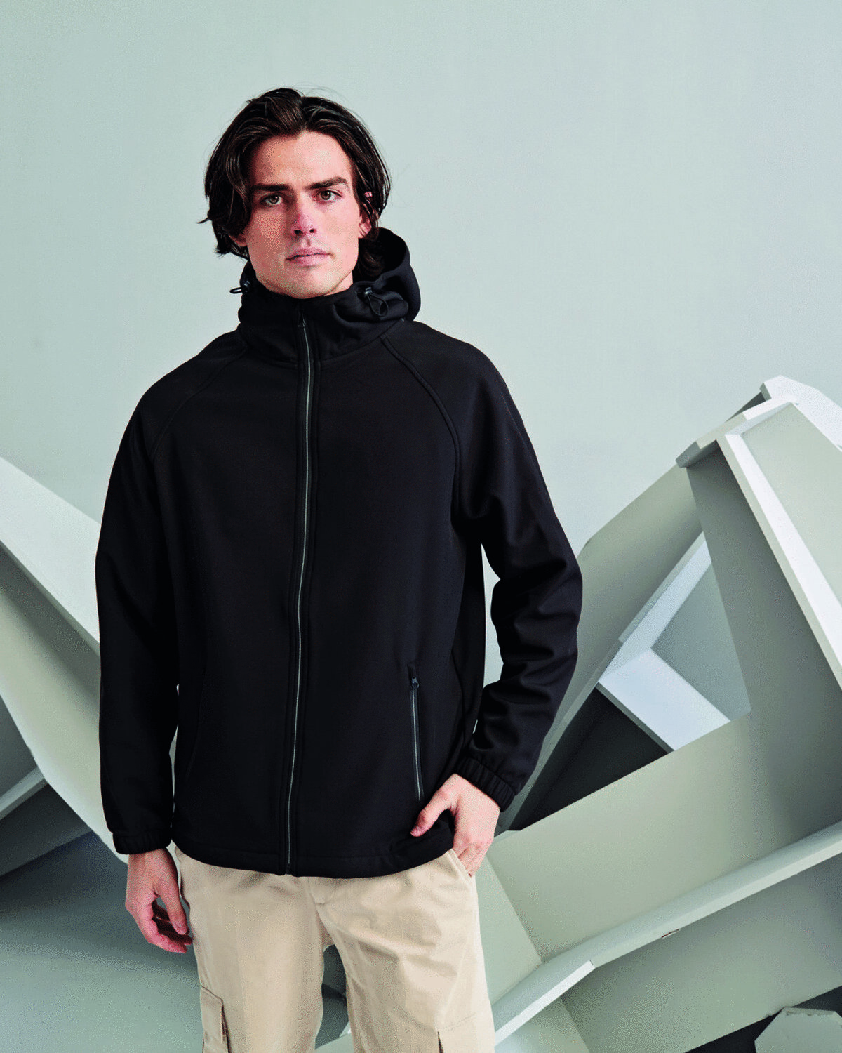 HOODED TWO LAYER SOFTSHELL JACKET