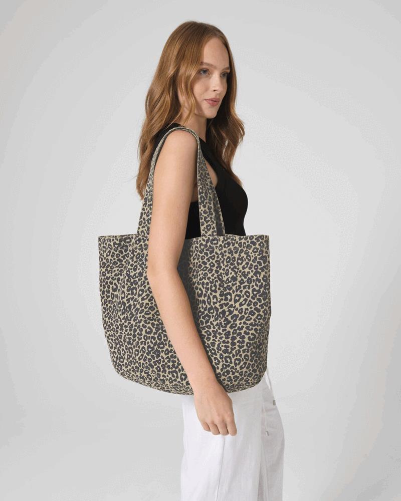 W335M - LEOPARD PRINT CANVAS SHOPPER