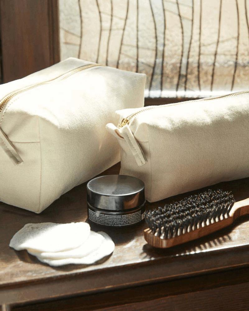 W552M - CANVAS ACCESSORY CASE